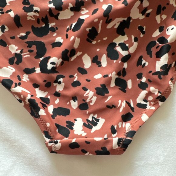 Old Navy mid rise Bikini bottoms New with tags! animal print swimsuit large - Picture 5 of 8